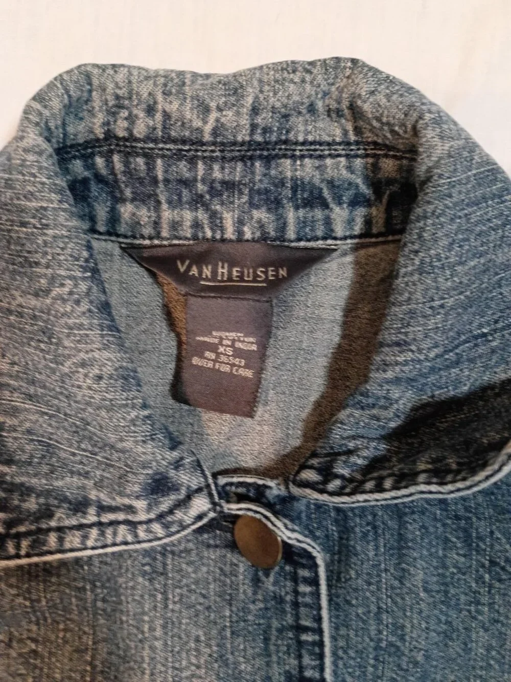 Van Heusen Denim Jacket Women's XS Medium Wash Tailored Structured Fitted Prince